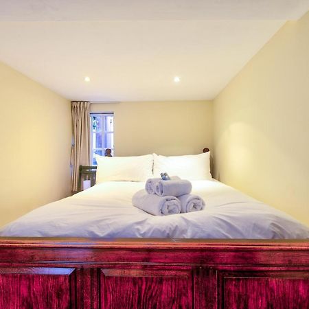 Famous House, 1 Minute From Edinburgh Castleアパートメント エクステリア 写真