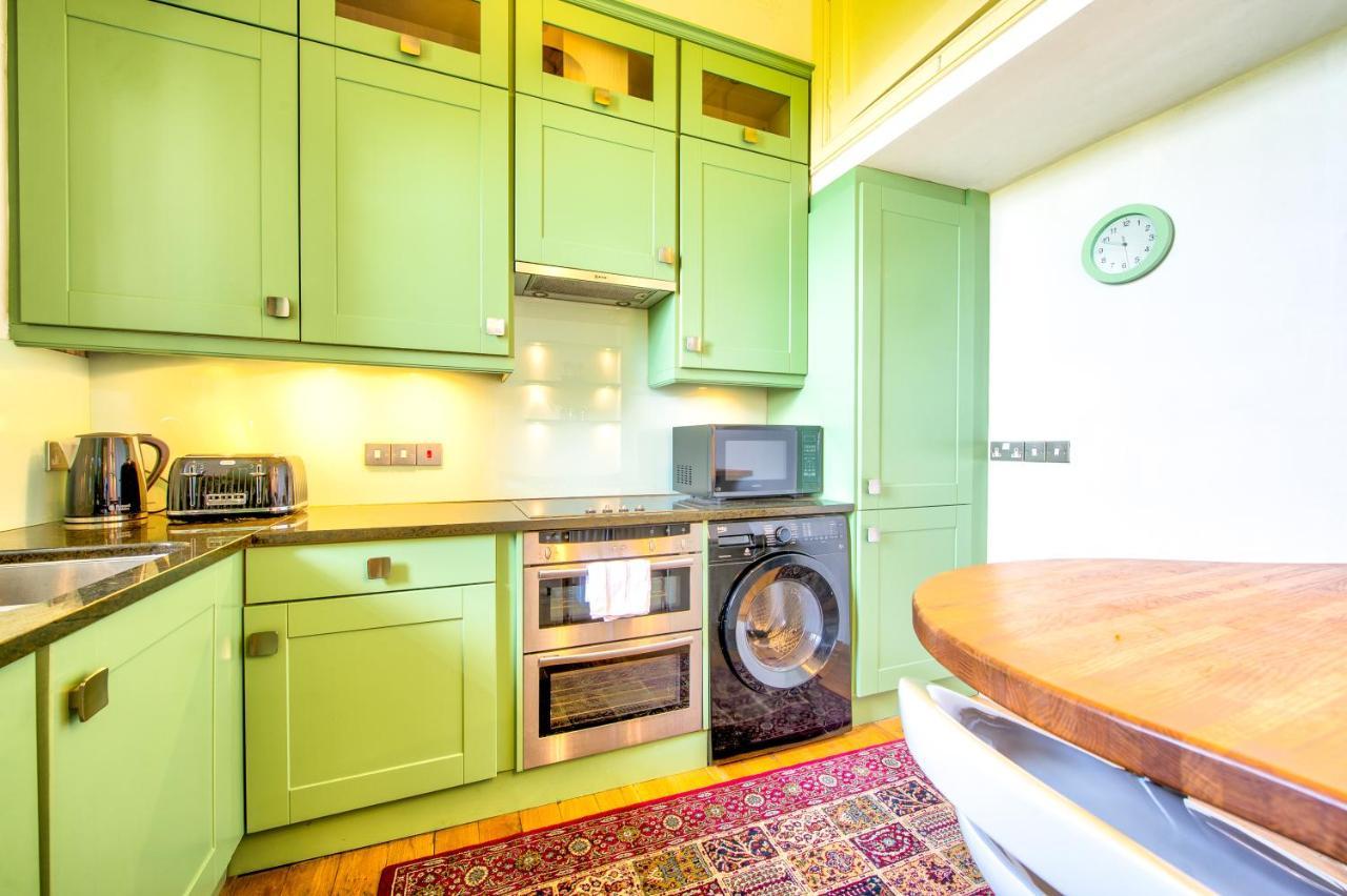 Famous House, 1 Minute From Edinburgh Castleアパートメント エクステリア 写真